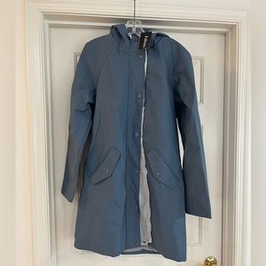 Fahsyee Women's Rain Jacket, Size Large, Never worn, New